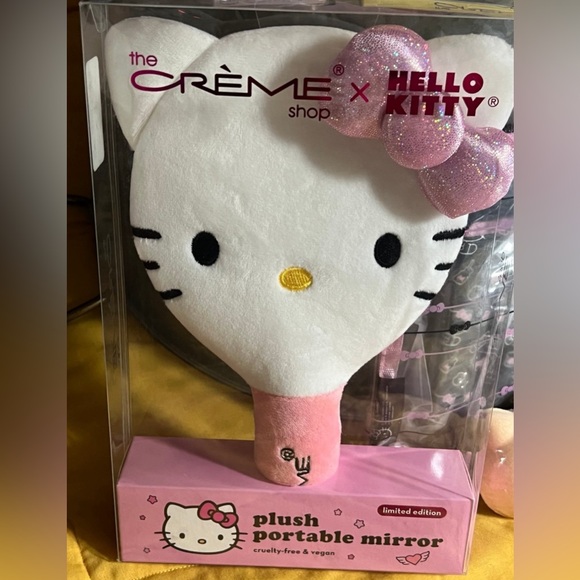NWT Hello Kitty Gift set includes all items shown and necklace and earrings!! - Picture 2 of 11